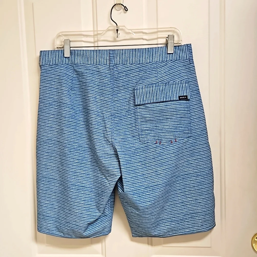 VA RCVA Performance Golf Stretch Shorts - Picture 2 of 5